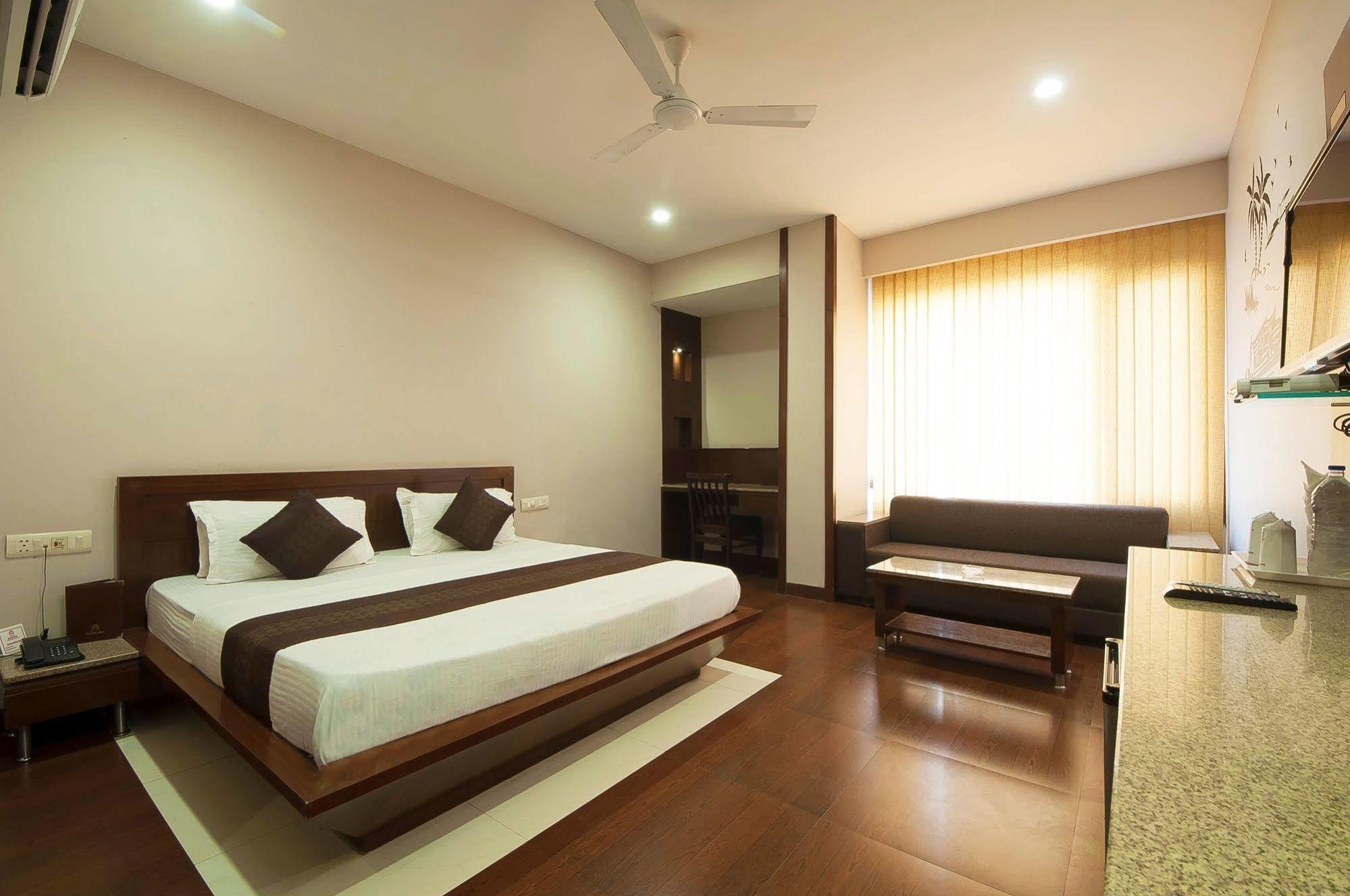 Fabhotel Basera Αμριτσάρ Εξωτερικό φωτογραφία