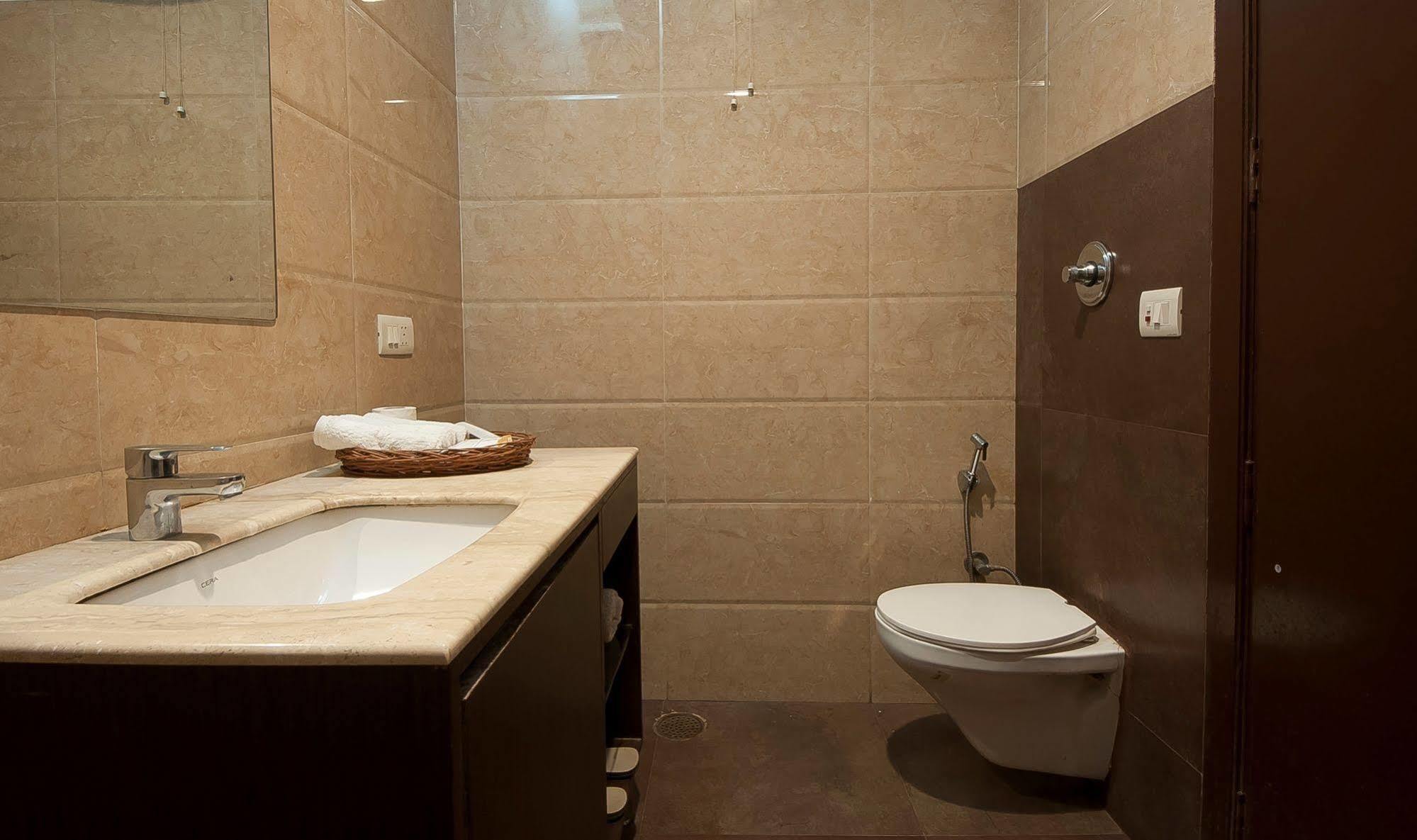 Fabhotel Basera Αμριτσάρ Εξωτερικό φωτογραφία